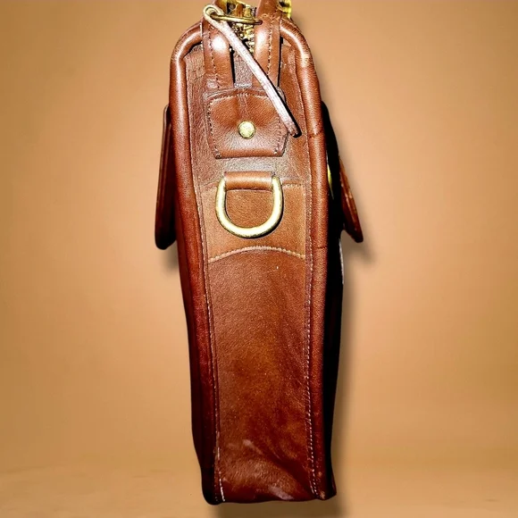 Coach Embassy Vintage Briefcase#5282. - Picture 3 of 17